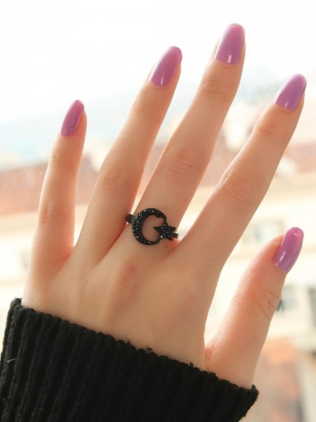Siyah Metal Zirkon Taşlı Ay Yıldız Bayan Yüzük